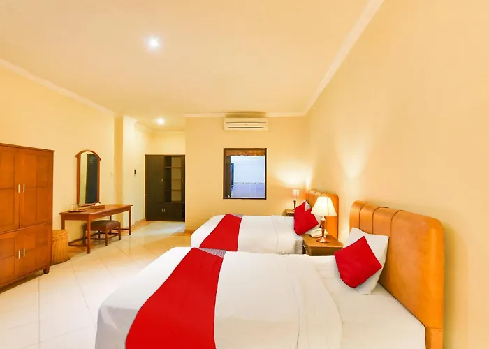 Super Oyo Townhouse Oak Maxi Legian