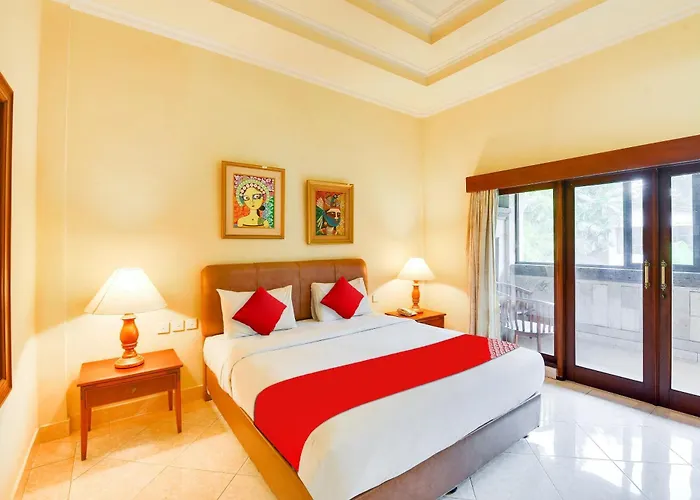 Hotel Super Oyo Townhouse Oak Maxi Legian