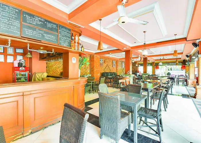 Hotel Super Oyo Townhouse Oak Maxi Legian 3*