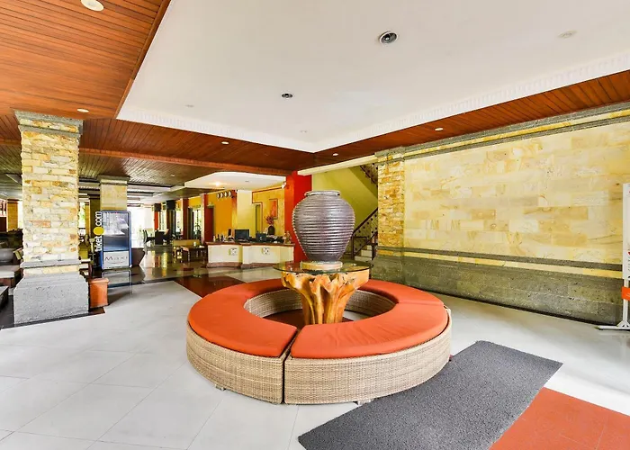 Hotel Super Oyo Townhouse Oak Maxi Legian