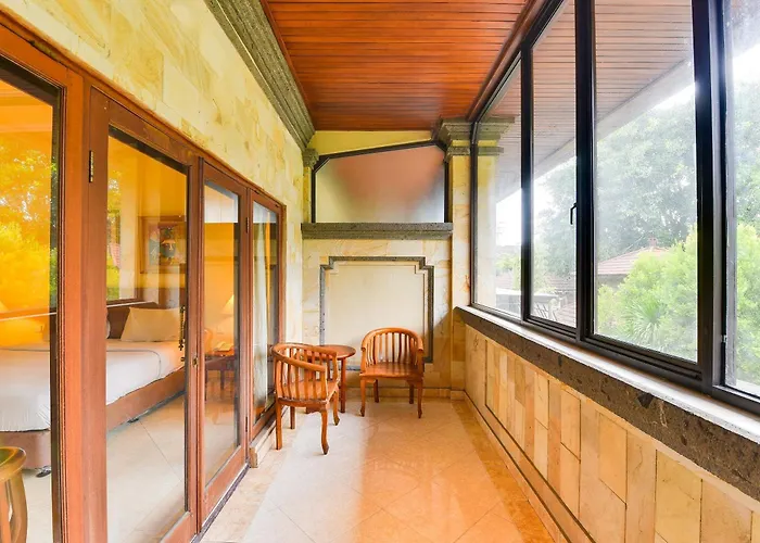 Hotel Super Oyo Townhouse Oak Maxi Legian Kuta Lombok