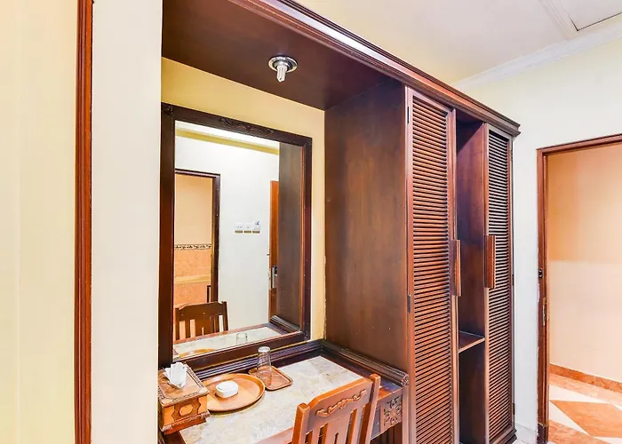Super Oyo Townhouse Oak Maxi Legian 3*