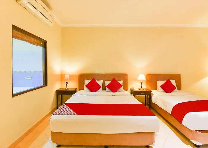 Super Oyo Townhouse Oak Maxi Legian Kuta Lombok