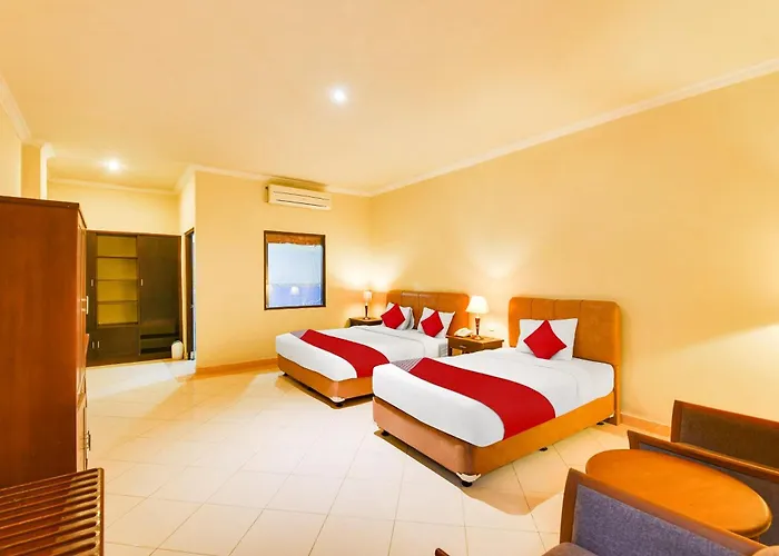 Hotel Super Oyo Townhouse Oak Maxi Legian 3*
