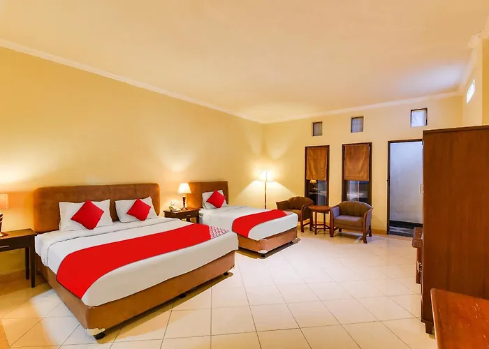 Hotel Super Oyo Townhouse Oak Maxi Legian