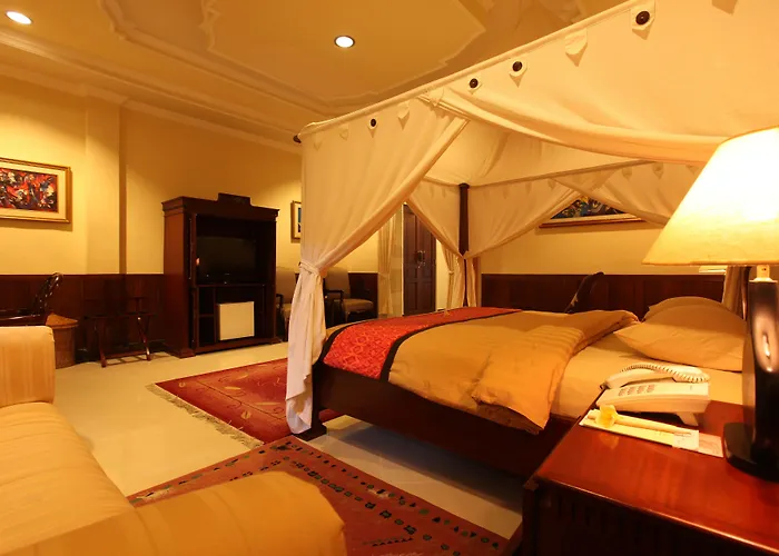 Hotel Super Oyo Townhouse Oak Maxi Legian