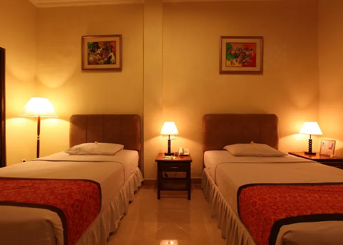 Super Oyo Townhouse Oak Maxi Legian 3*