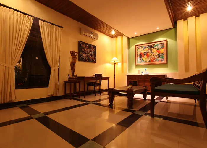 Hotel Super Oyo Townhouse Oak Maxi Legian 3*