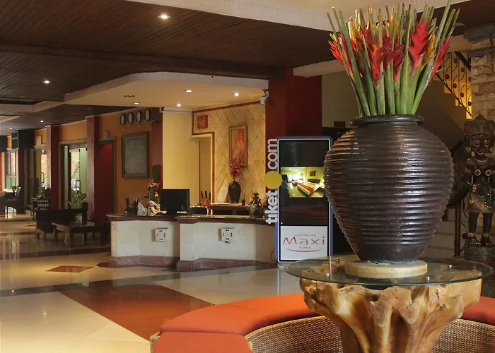 Super Oyo Townhouse Oak Maxi Legian Hotel 3*